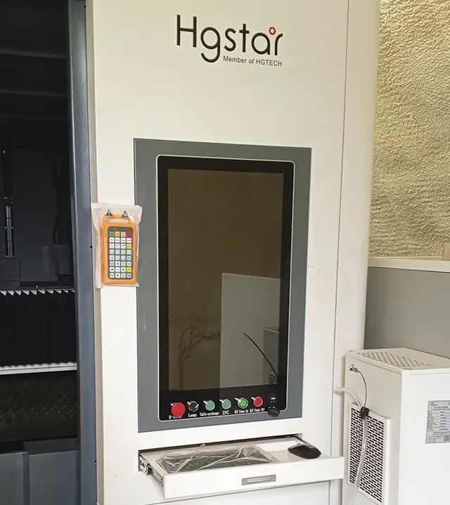 Лазерный станок HGTECH SMART3015PRO 6 кВт