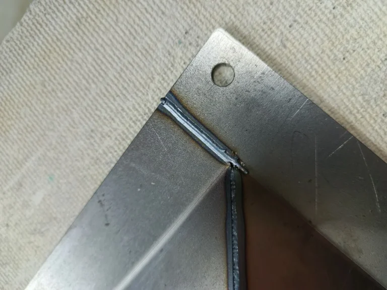 Аппарат ручной лазерной сварки HGTECH SMART HW-3000