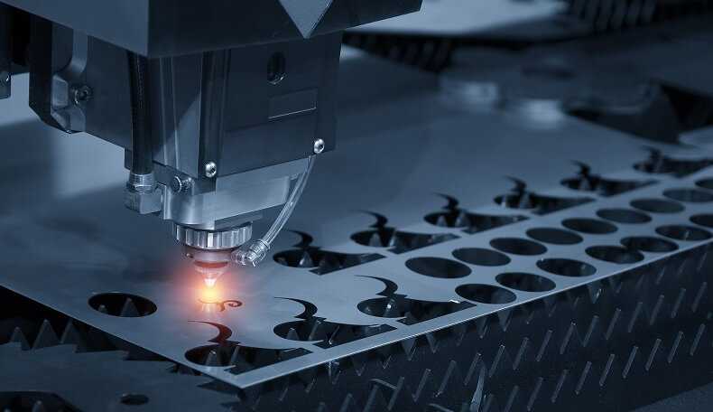 Станок для лазерной резки тонких листов в промышленности по обработке листового металла