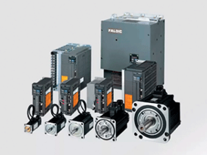 Лазерный станок HGTECH SMART8015PRO с защитной кабиной и сменным столом для резки листов металла