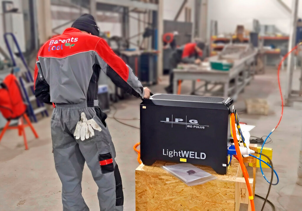 Пусконаладка системы ручной лазерной сварки IPG LightWELD