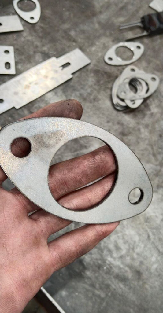 Пусконаладка лазерного листореза HGTECH серии SMART PRO