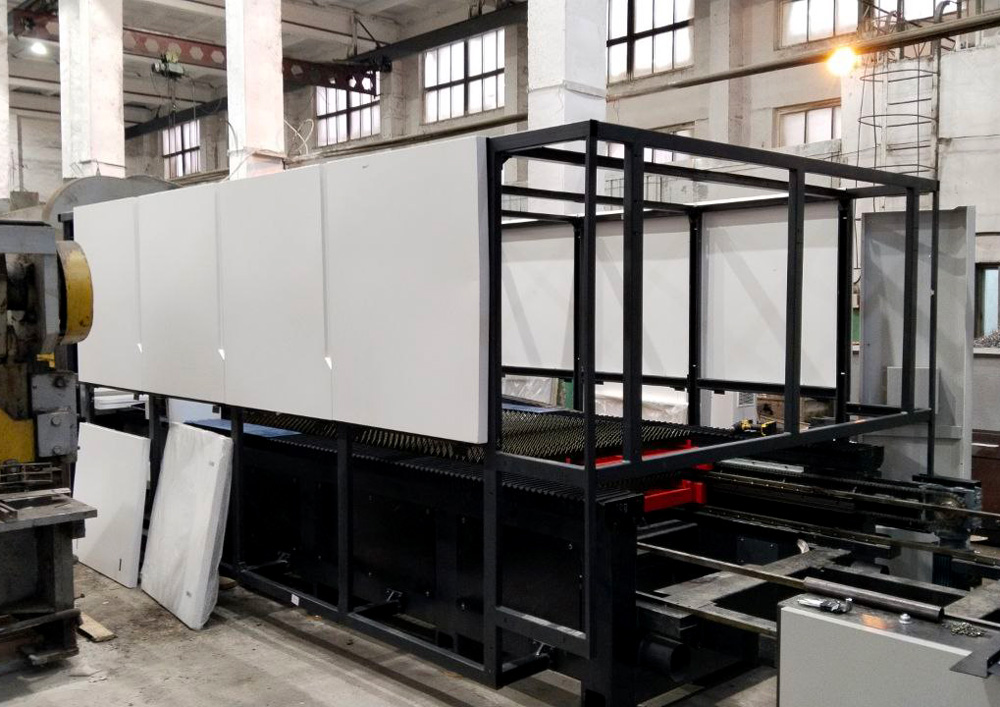 Пусконаладка лазерного листореза HGTECH серии SMART PRO