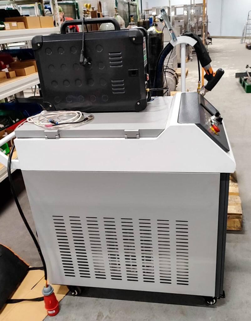 Пусконаладка аппарата ручной лазерной сварки HGTECH SMART HW-1500