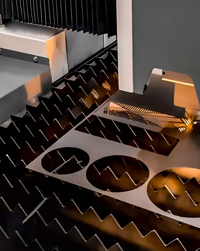 Пусконаладка лазерного станка HGTECH SMART3015 3 кВт