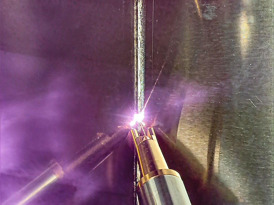 Пусконаладка аппарата ручной лазерной сварки HGTECH SMART HW-1500