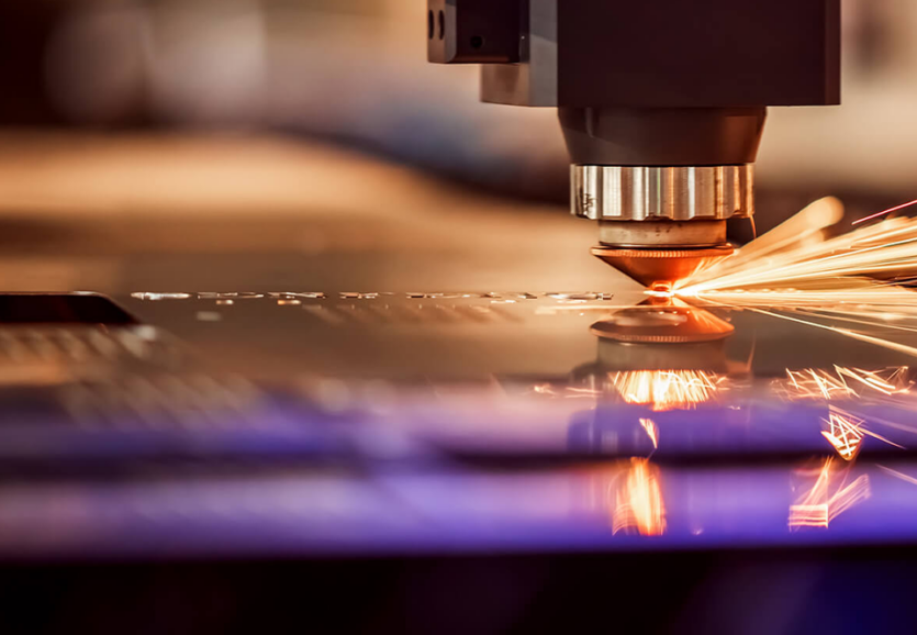 Пусконаладка комбинированного станка лазерной резки HGTECH SMART6015T 6 кВт Пусконаладка комбинированного станка лазерной резки HGTECH SMART6015T 6 кВт