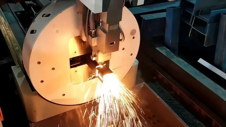 Комбинированный станок лазерной резки HGTECH SMART3015T