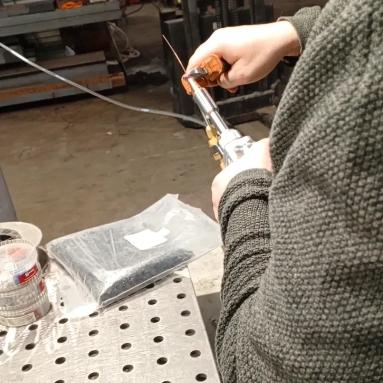 Аппарат ручной лазерной сварки HGTECH SMART HW-3000