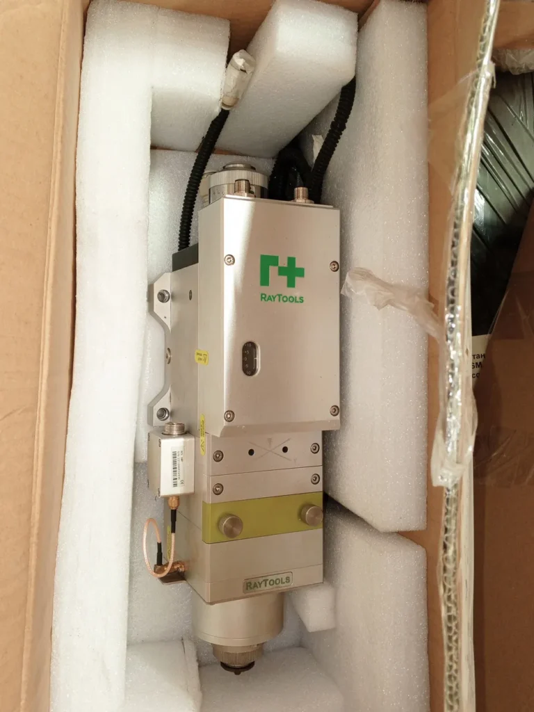 Лазерный станок HGTECH SMART3015PRO 6 кВт