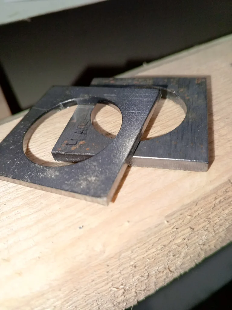 Лазерный станок HGTECH SMART3015PRO 3 кВт