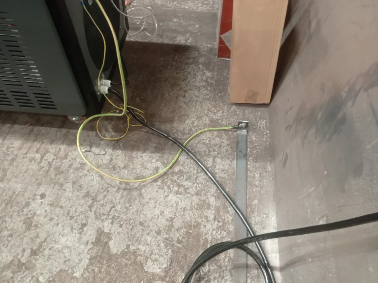 Заземление аппарата HDWELD HW-3000