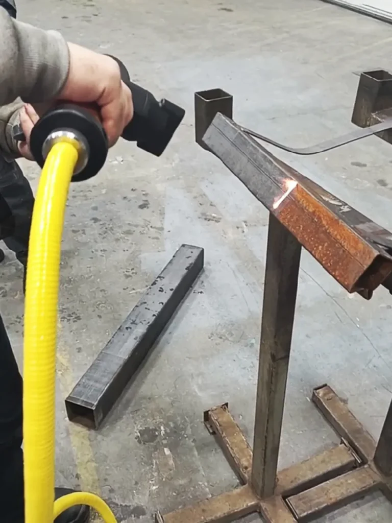 Система ручной лазерной очистки IPG LightCLEAN