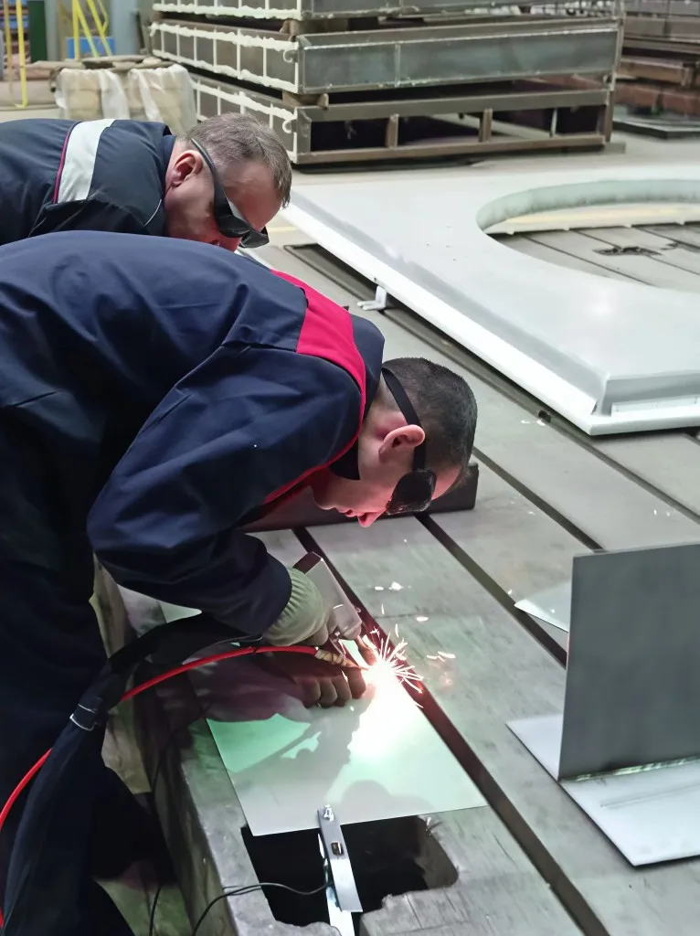 Аппарат ручной лазерной сварки HGTECH SMART HW-3000