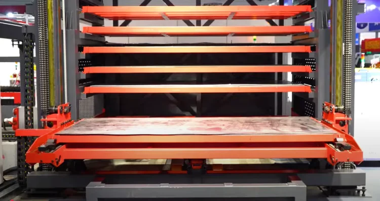 Автоматическая линия обработки листового металла HGTECH Smart-HCL