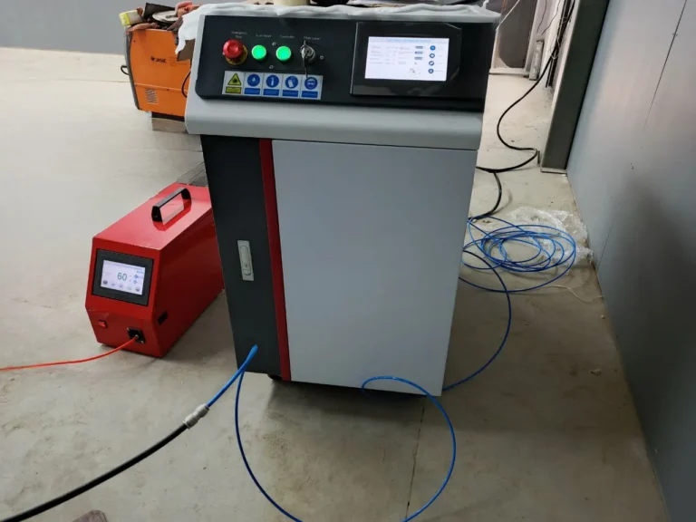 Аппарат ручной лазерной сварки HGTECH SMART HW-3000