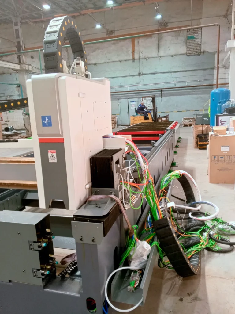 Лазерный станок HGTECH SMART4015PRO