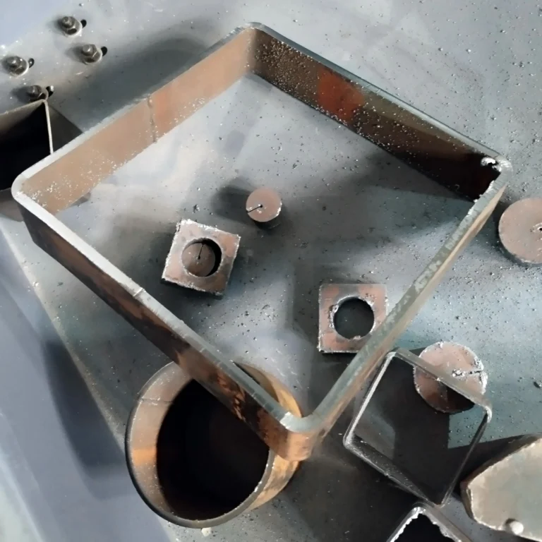 Комбинированный станок лазерной резки HGTECH SMART3015T