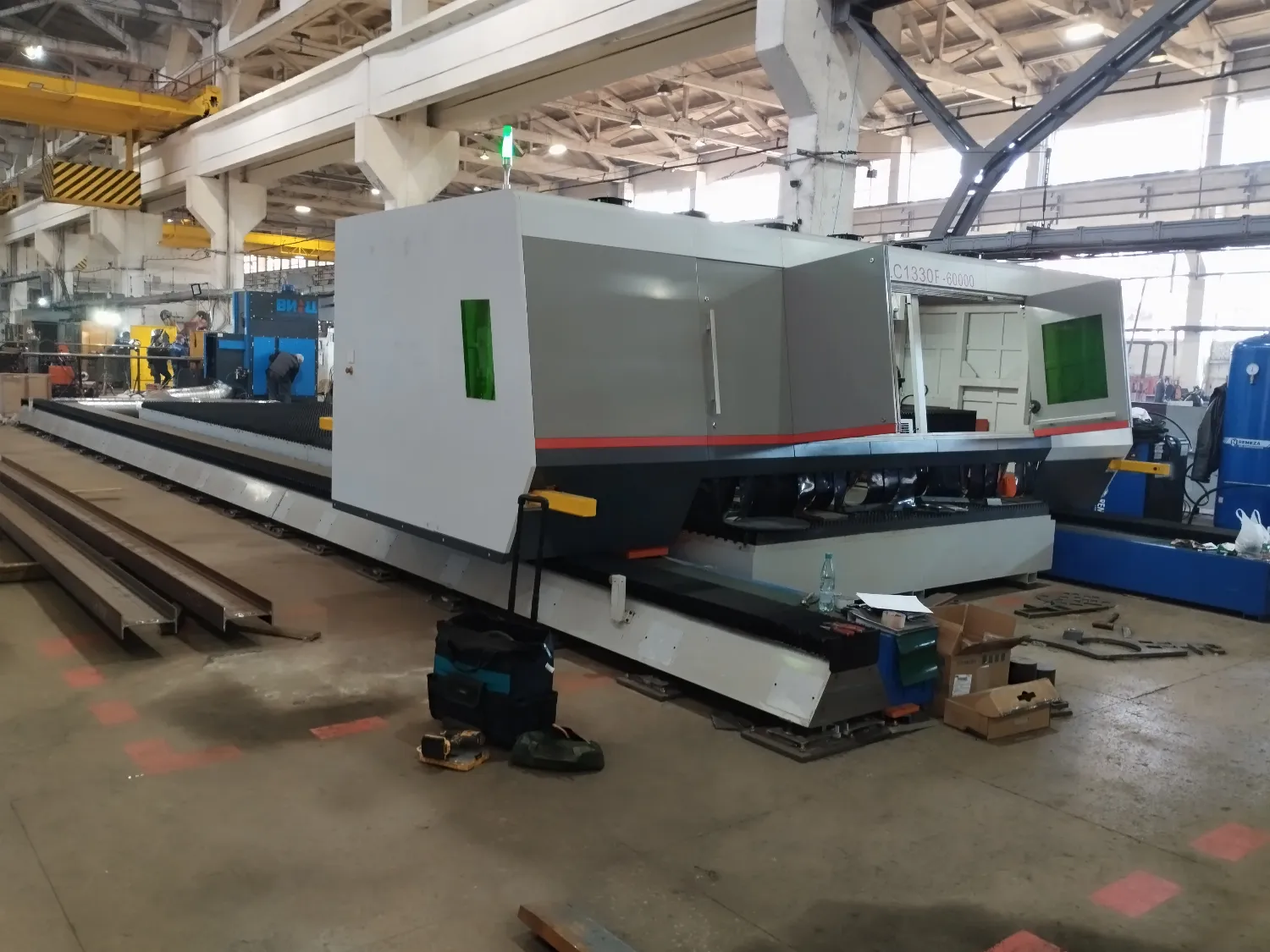 60 кВт - сверхвысокомощный лазерный станок