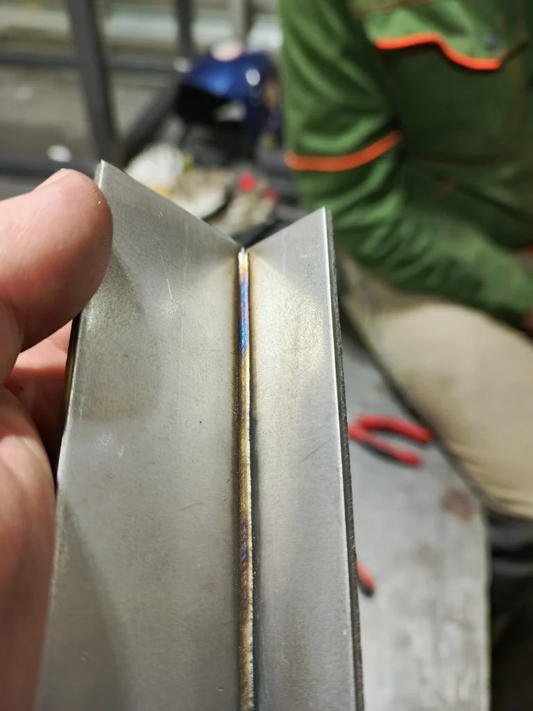 Аппарат ручной лазерной сварки HGTECH SMART HW-3000