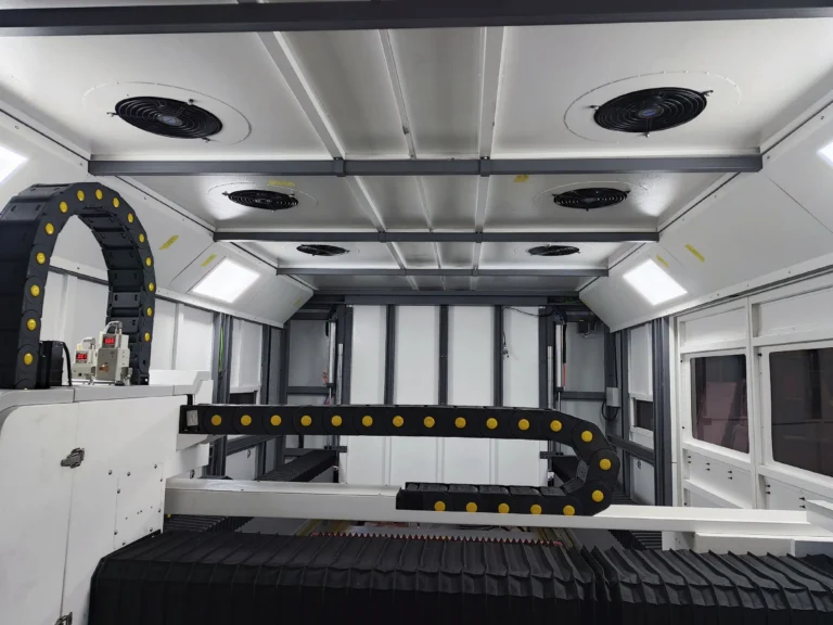 Лазерный станок HGTECH SMART3015PRO 3 кВт