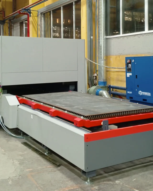 Лазерный станок HGTECH SMART3015PRO 3 кВт