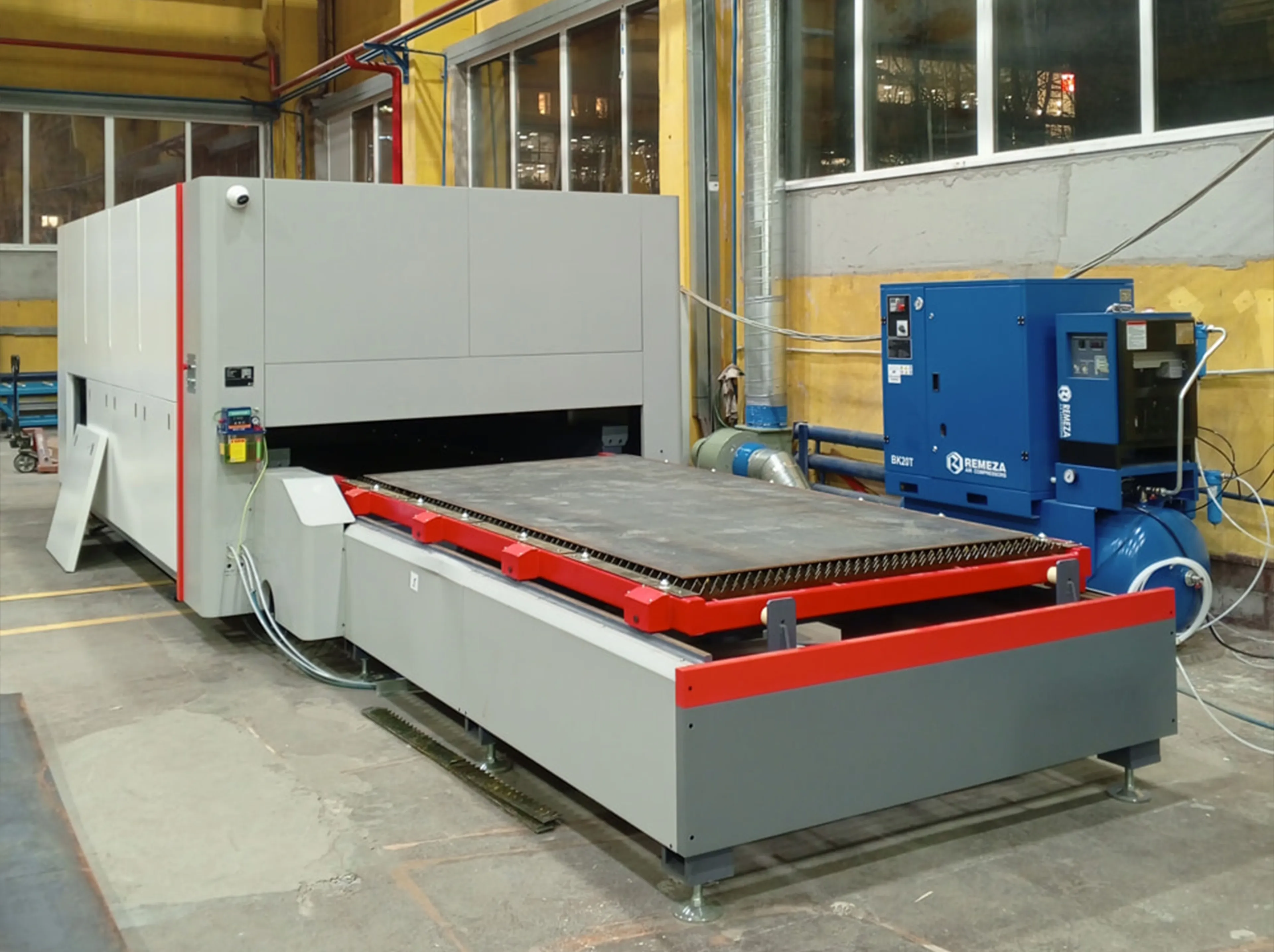 Лазерный станок HGTECH SMART3015PRO 3 кВт